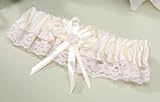Darice P150-110-29, Lace Trim / Heart Garter, Cream