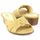 Easy Spirit Rina Beige slides