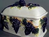 GRAPE 3-D / Majolica Ceramic Bread Box GRAPES *NEW!*