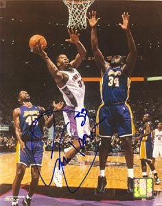 Antonio Davis Signed Toronto Raptors 8x10 Photo