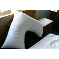 Homescapes - V Shaped / Triangle - Super Microfibre Bounce Back Pillow - 5 Star Hotel Quality - The Best Synthetic V Pillow Available from Homescapes - NOT HOLLOW FIBRE - EXCELLENT for Allergy Sufferers. Goose Down Like Anti Dust Mite - Perfect for Nursing and Pregnancy.