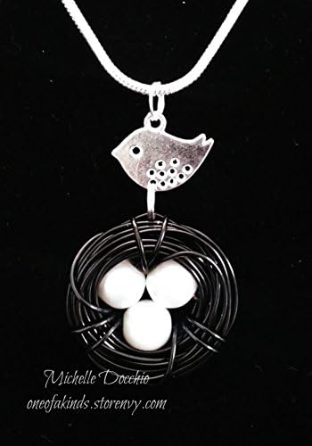 Bird nest pendant necklace