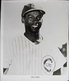 Ernie Banks Vintage 8 x 10 Publicity Photograph (Sports Memorabilia)