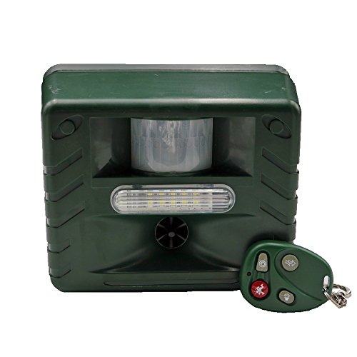 Outdoor Pest Repellent with Remote Control & Strobe Light for Rats