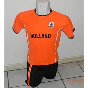 CHILDREN, KIDS BOYS AND GIRLS HOLLAND SOCCER JERSEY SIZE 4 AGES (2 AND 3)