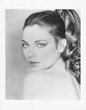 BEAUTIFUL KIM CATTRALL 8X10 PHOTO