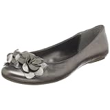 Kenneth Cole REACTION Womens Slip Sliding Ball