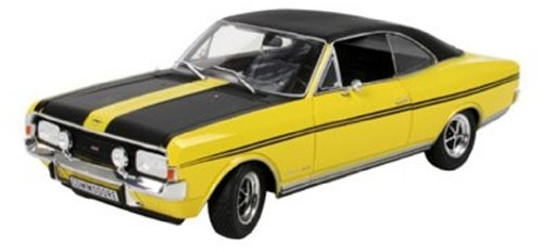 Revell 08493 - Opel Commodore, im Ma&szlig;stab 1:18 gelb/schwarz