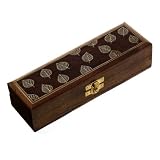 Bo�te � bijoux sculpt�e en bois - D�cor de feuilles en laitonpar ShalinIndia