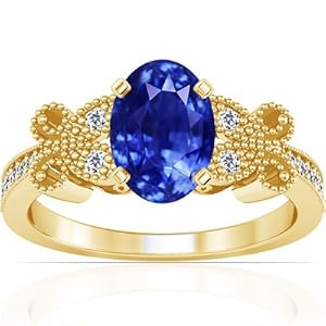 18K Yellow Gold Oval Cut Blue Sapphire Ring With Sidestones