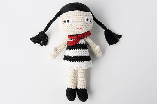 marimekkoマリメッコDOLLY女の子ぬいぐるみ