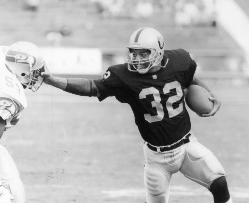MARCUS ALLEN OAKLAND RAIDERS 8X10 HIGH GLOSSY SPORTS ACTION PHOTO (M)