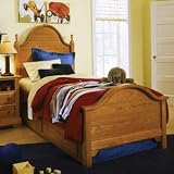 Vaughan-Bassett Cottage Panel Bed with Trundle