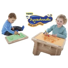 Tomy Aquadoodle Desk Drawing Toy