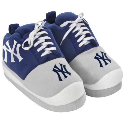 MLB New York Yankees 2011 Men's Sneaker Slipper Medium