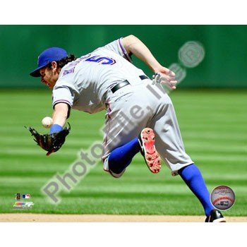 Ian Kinsler Texas Rangers Fielding 8x10 Photo