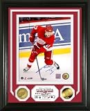 Pavel Datsyuk Autographed Gold Coin Photo Mint