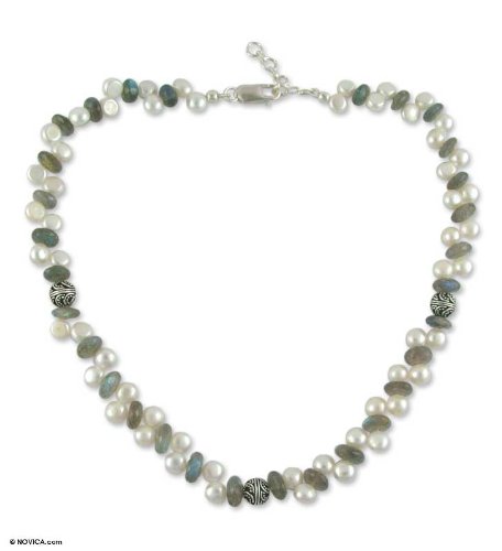 Pearls and labradorite strand Feminine Mystique