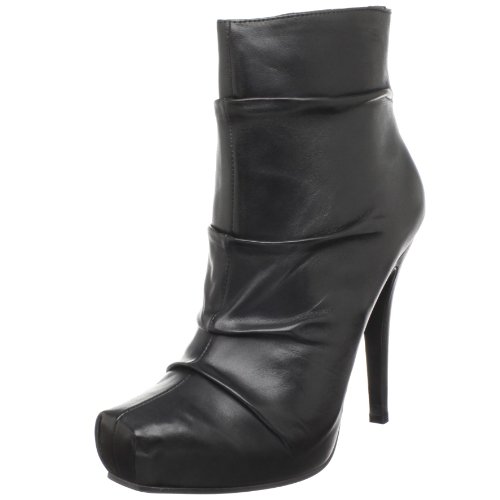 Nine West Women's Hotfuzz Boot,Black Leather,7 M US