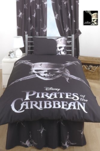 Childrens Toyshop  Toys : Disney Pirates of the Caribbean 'Skull & Crossbones' Single Duvet Set
