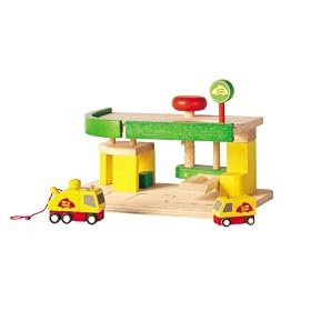 Plan Toys 60092 Car Repair And Service