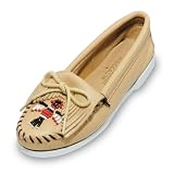 Thunderbird Smooth Leather Minnetonka Moccasin in Natural Womens