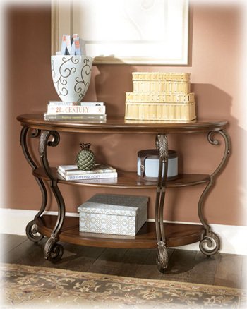 Traditional Medium Brown Finish Sofa Table