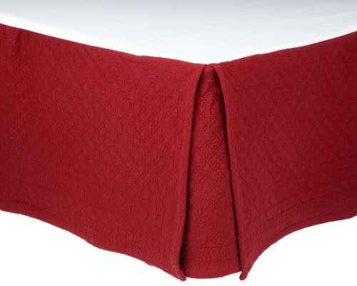 King Charles Matelasse King Bedskirt, Scarlett