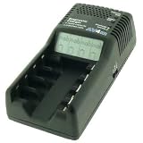 Akku Trainer AV4M Ladeger�t mit LCD-Display und Entladfunktionvon "MEC"