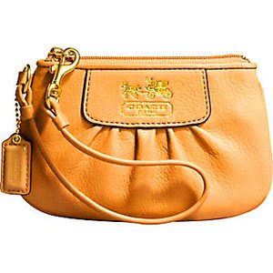 coach wristlets bags