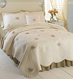 Trousseau Full / Queen Quilt Color: Ivory