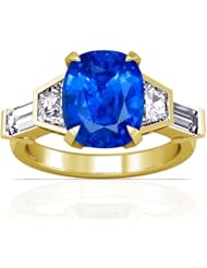 18K Yellow Gold Cushion Cut Blue Sapphire Ring With Sidestones