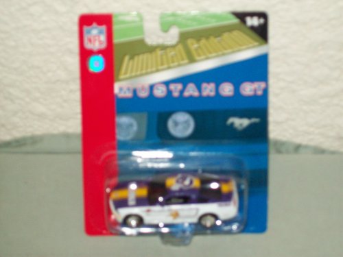 Fleer Collectibles Minnesota Vikings Ford Mustang 