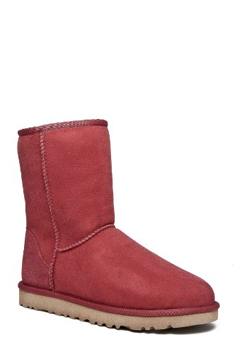 UGG Australia Women's Classic Short Boots Sangria Size 10