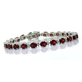 10.88ct Garnet and Diamond Bracelet in 14Kt White Gold by Mytreasurez