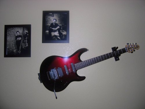 Standard Horizontal Guitar Mount for Electric Guitars