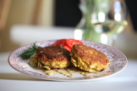 4 Maryland Crab Cakes