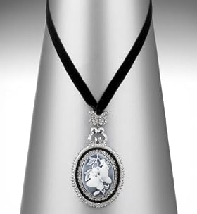 Per Una Cameo Pendant Velvet Diamanté Necklace