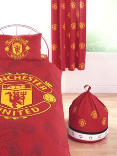 Childrens Toyshop  Kitchen & Housewares : Manchester United FC Crest Curtains 54" drop