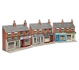 Metcalfe PN123 N Gauge Card Kit Red Brick Low Relief Terrace Shop