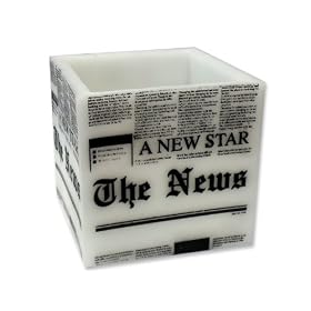 Photophore bougie carr�e NEWS c./ blanc Dimensions : 12x12 cm