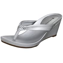 Naturalizer Women's Temptation Wedge Thong,New Dime,9 M