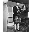 JAMES ROBERTSON JUSTICE 8X10 B&W PHOTO