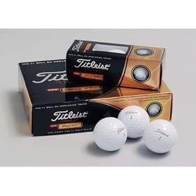 Titleist Pro V1 Golf Balls (2009 Model, One Dozen)