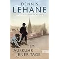 Im Aufruhr jener Tage: Roman