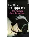 Un homme dans la poche