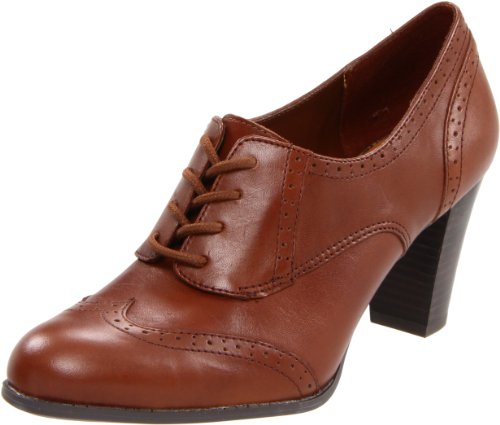 Etienne Aigner Women's Quest Oxford
