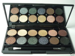 Sleek I Divine STORM Eyeshadow Palette