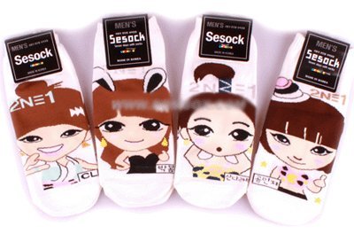 2NE1 キャラクター 靴下 (4TYPE 1SET) 男性用サイズ