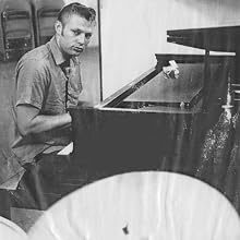 Larry Knechtel